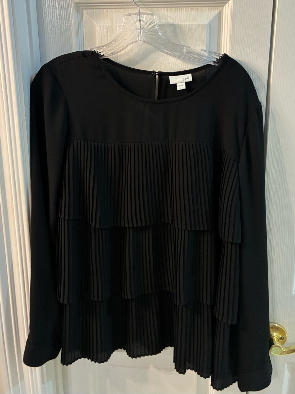 J. Jill Black Pleated Tiered Long-Sleeve Blouse SZ L